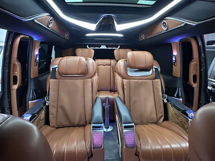 Фото 7 - Mercedes-Benz Vito