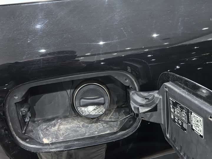 Photo 5 - Mercedes-Benz GLC-Class