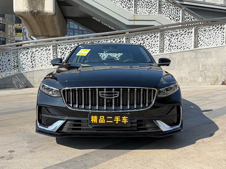 Фото 2 - Geely Preface