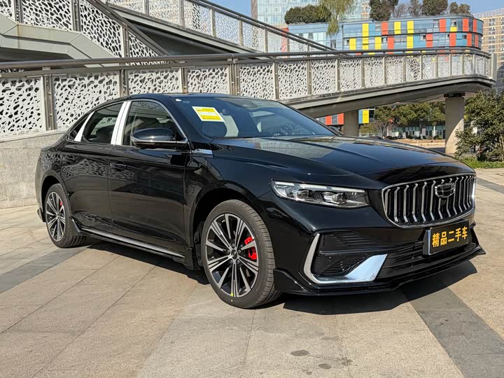 Фото 3 - Geely Preface