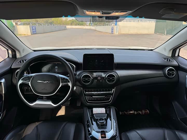 Фото 4 - Beijing EU5