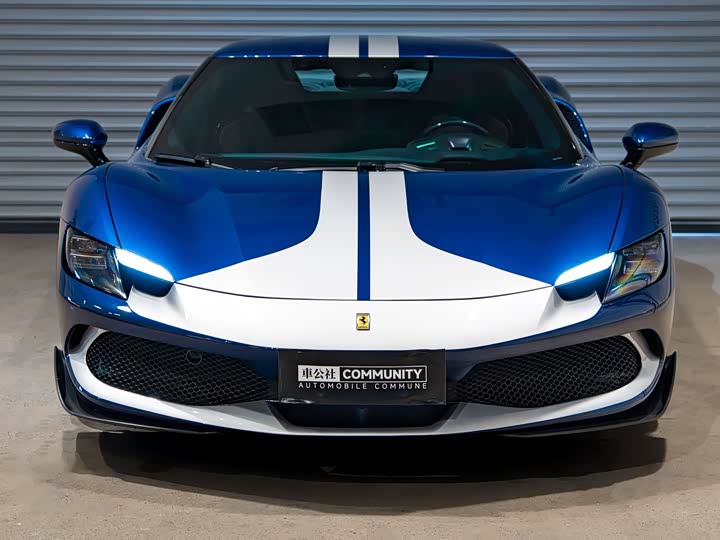 Фото 5 - Ferrari 296