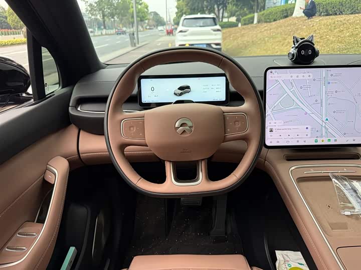 Фото 6 - Nio ES6