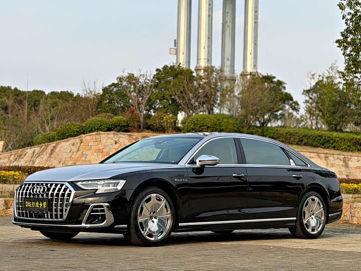 Photo 1 - Audi A8