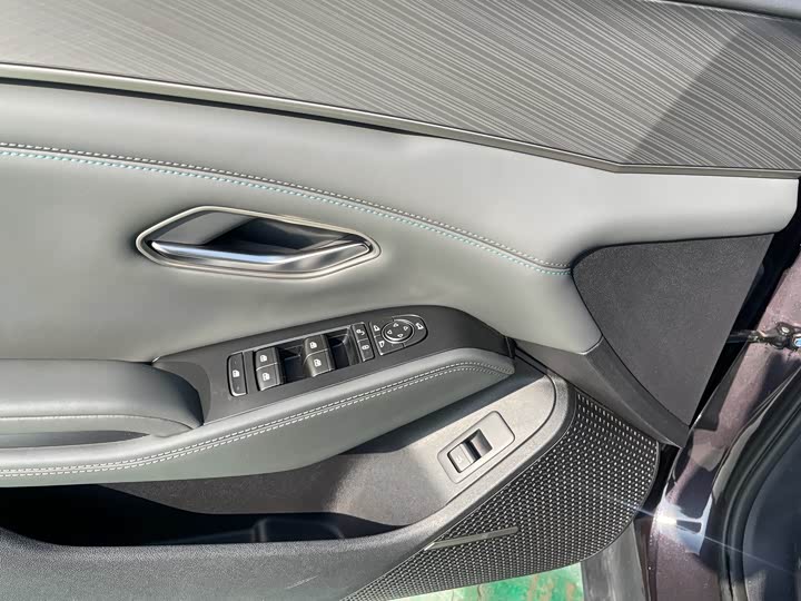 Фото 7 - BYD Qin L