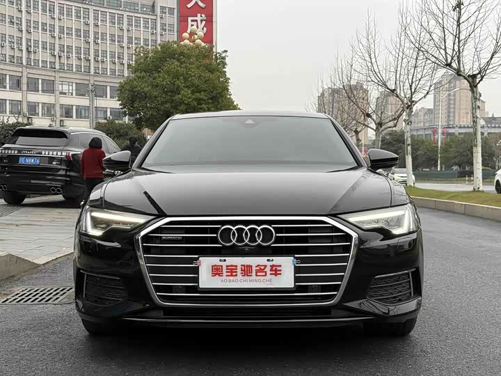 Фото 2 - Audi A6L