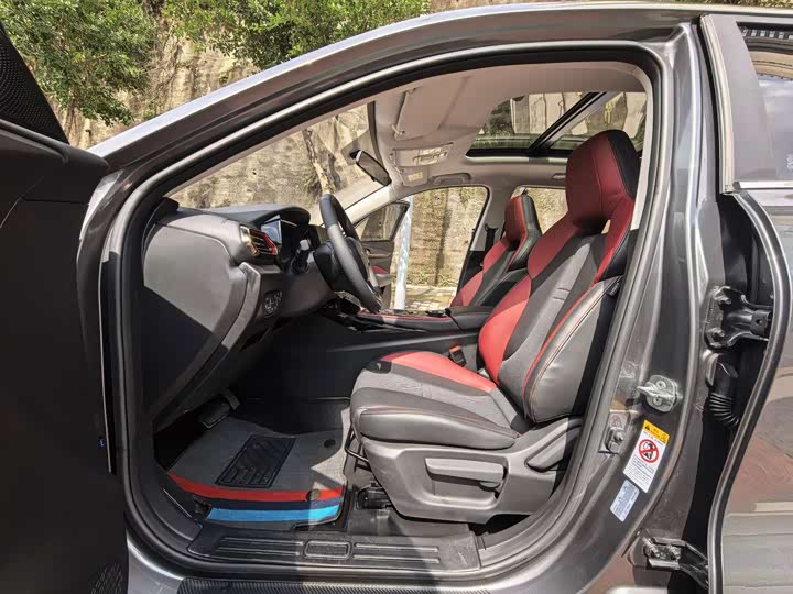 Фото 8 - Changan Oshan X5