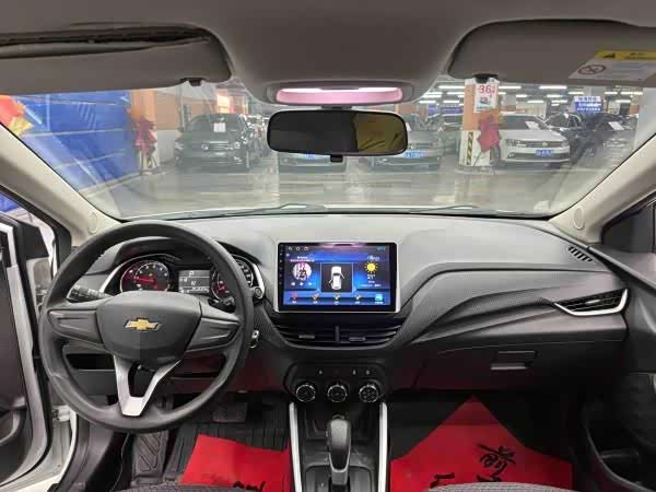 Фото 5 - Chevrolet Onix (Cavalier)