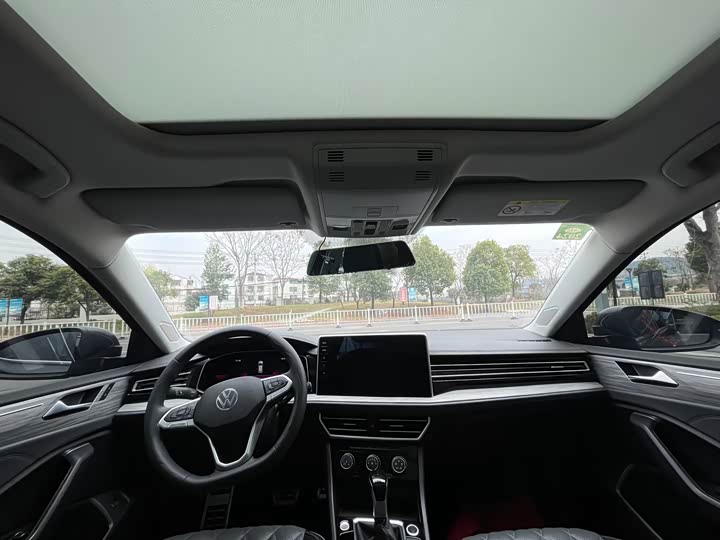 Фото 6 - Volkswagen Sagitar L