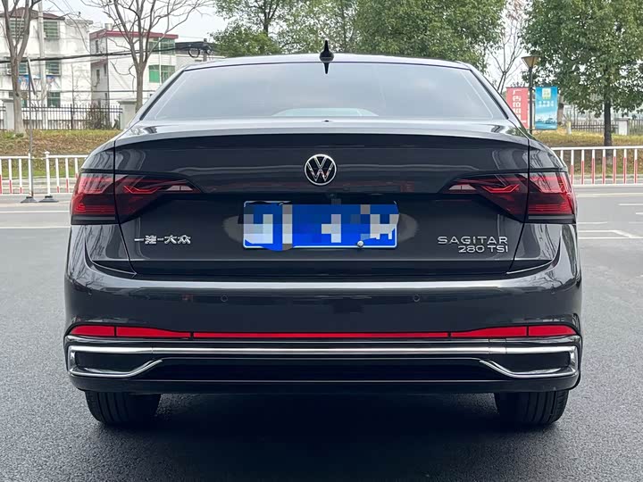 Фото 8 - Volkswagen Sagitar L