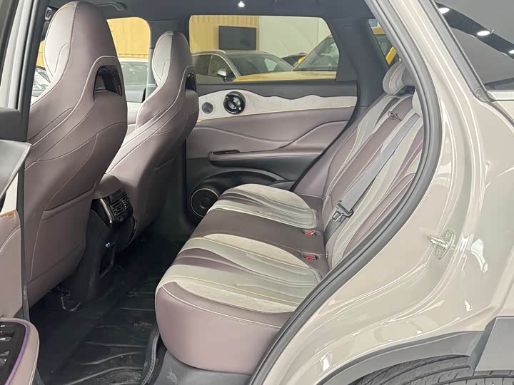 Фото 8 - BYD Frigate 07