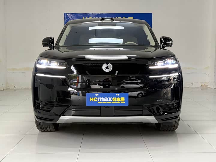 Фото 2 - Denza N9