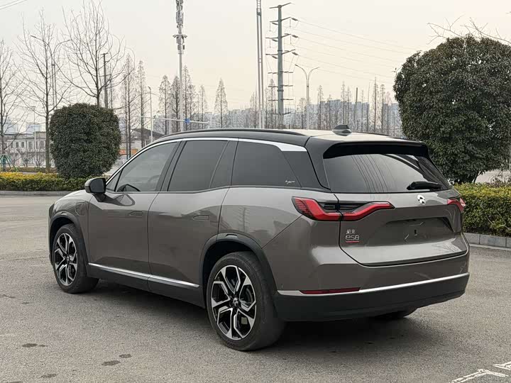 Фото 5 - Nio ES8