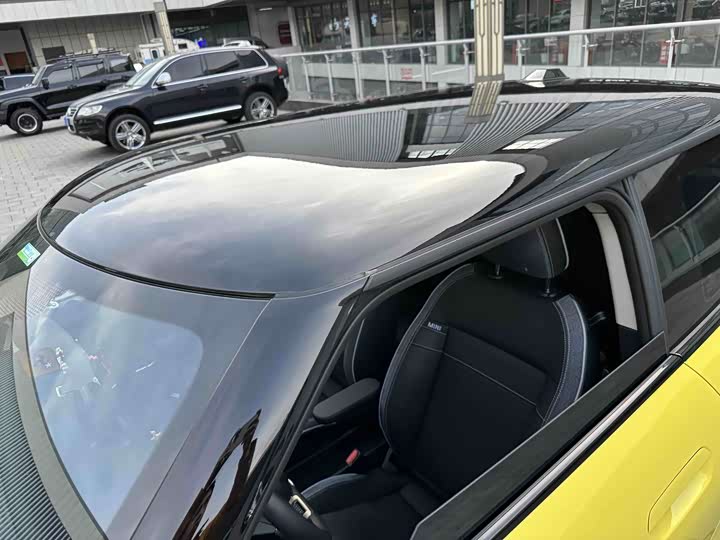 Фото 7 - Mini Cooper