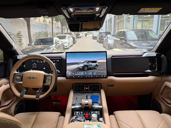 Фото 7 - BYD FangChengBao Leopard 8