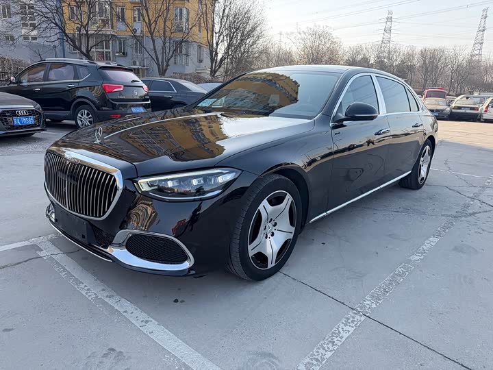 Фото 1 - Mercedes-Benz Maybach S-Class