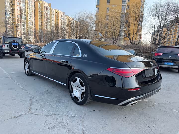 Фото 3 - Mercedes-Benz Maybach S-Class