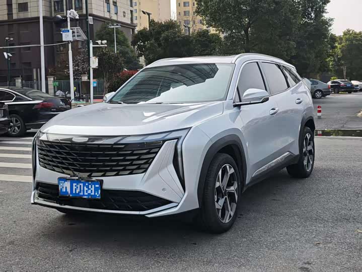 Photo 1 - Geely Atlas L