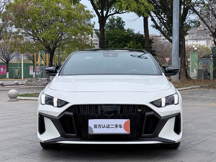 Фото 2 - GAC Trumpchi Empow R