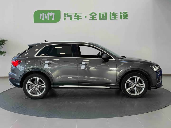 Фото 4 - Audi Q3