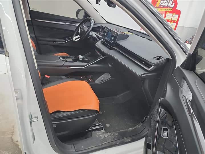 Фото 8 - Haval H6