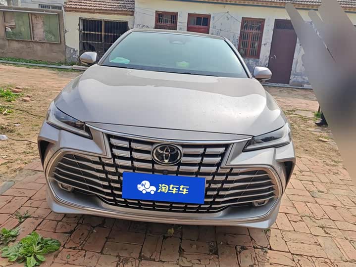 Фото 2 - Toyota Avalon