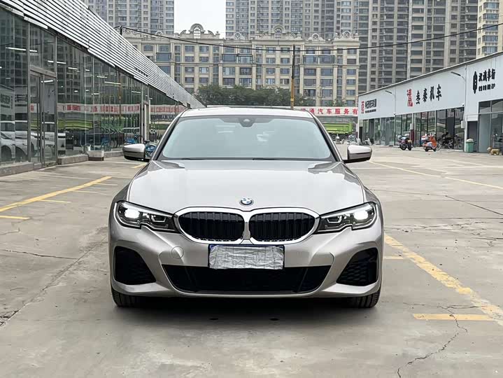 Фото 2 - BMW 3 Series