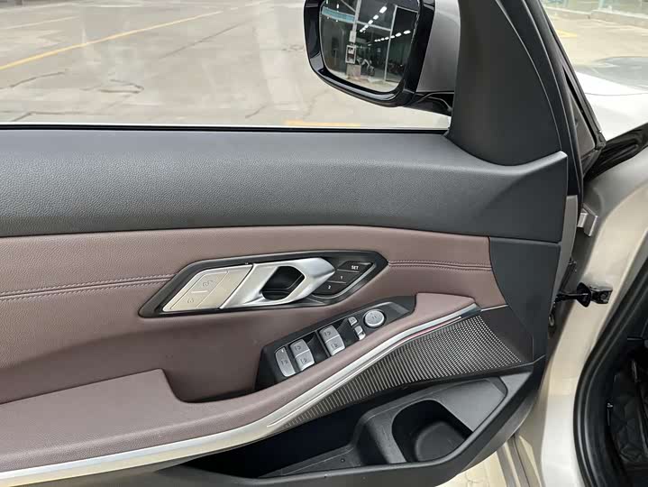 Фото 6 - BMW 3 Series