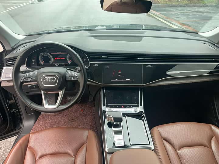 Фото 6 - Audi Q7