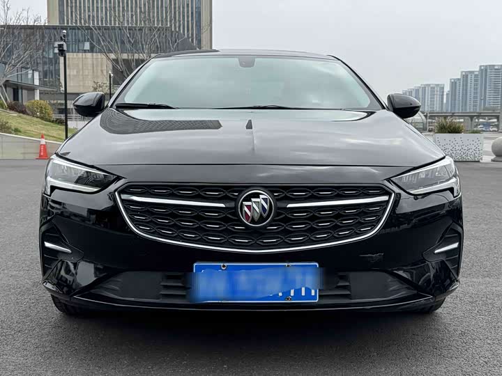 Фото 2 - Buick Regal