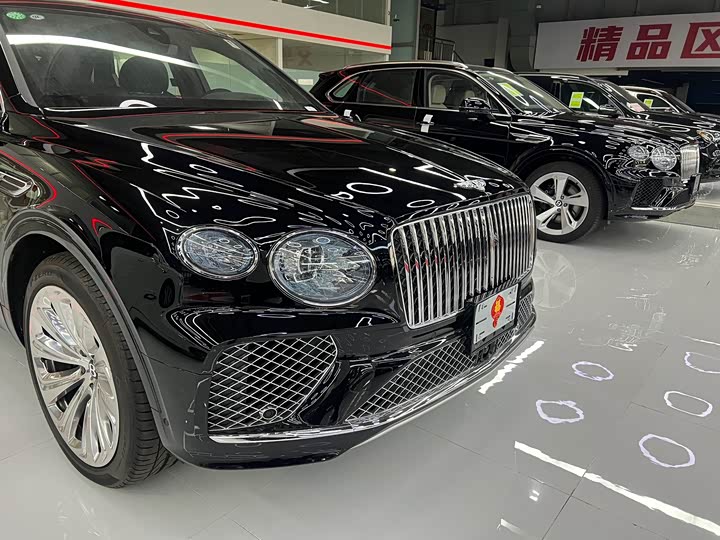 Фото 2 - Bentley Bentayga