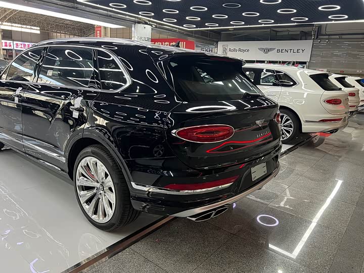 Фото 7 - Bentley Bentayga