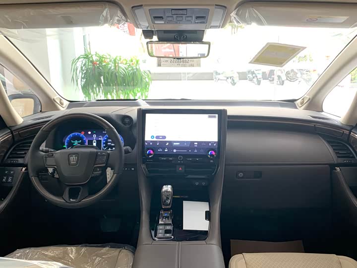 Фото 6 - Toyota Vellfire