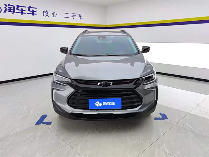 Фото 2 - Chevrolet Tracker