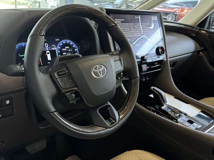 Фото 8 - Toyota Alphard