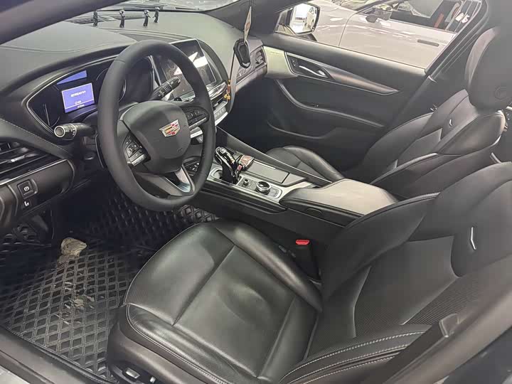 Фото 4 - Cadillac CT5