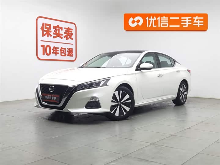 Фото 1 - Nissan Teana