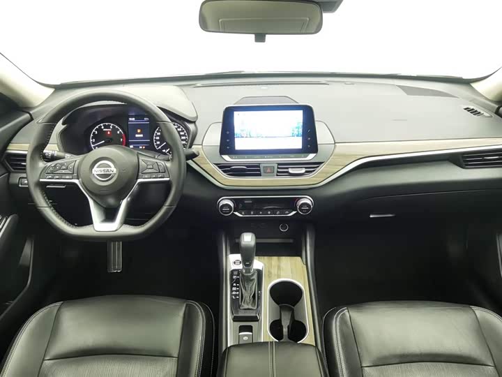 Фото 5 - Nissan Teana