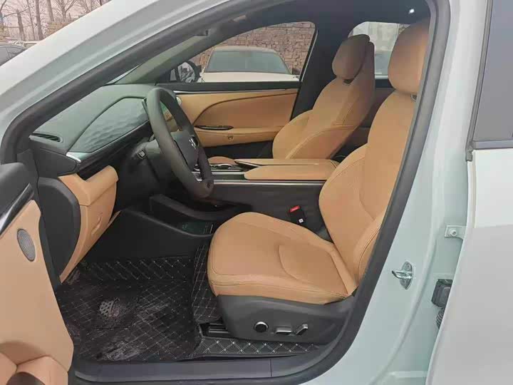 Фото 5 - BAIC Arcfox Alpha T5