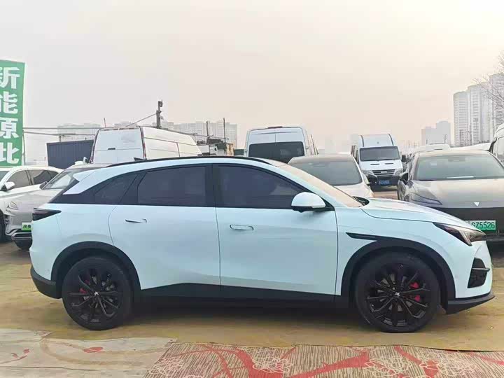 Фото 9 - BAIC Arcfox Alpha T5