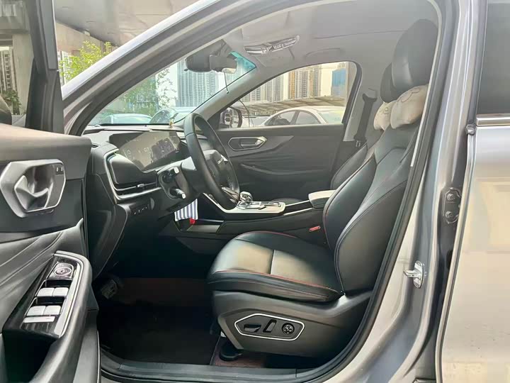 Photo 3 - Beijing X7