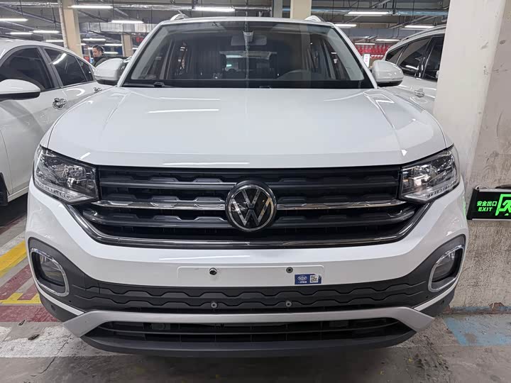 Фото 2 - Volkswagen Tacqua