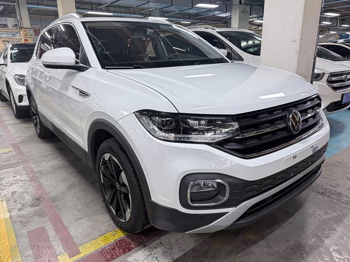 Фото 3 - Volkswagen Tacqua