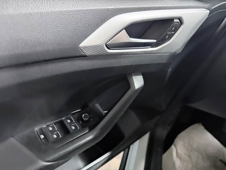 Фото 8 - Volkswagen Tacqua