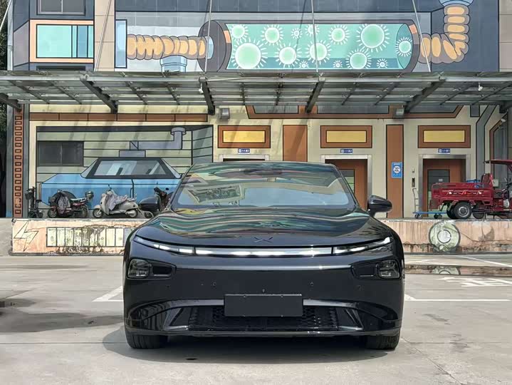 Фото 2 - XPeng P7