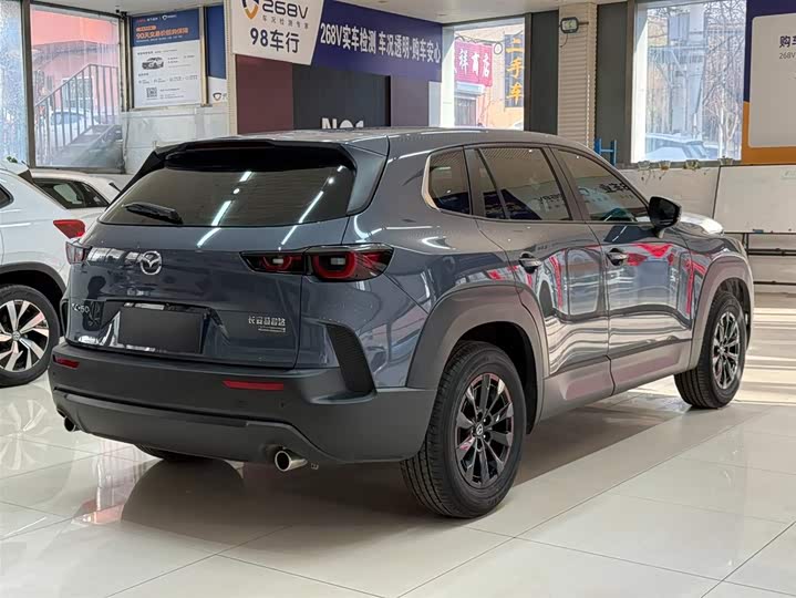 Фото 4 - Mazda CX-50