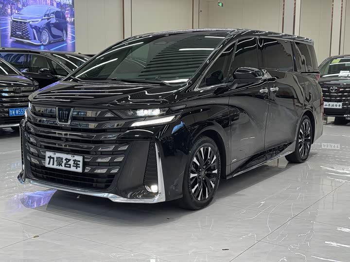 Фото 1 - Toyota Vellfire