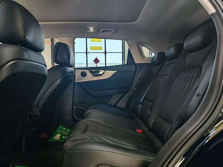 Фото 5 - Hongqi HS5