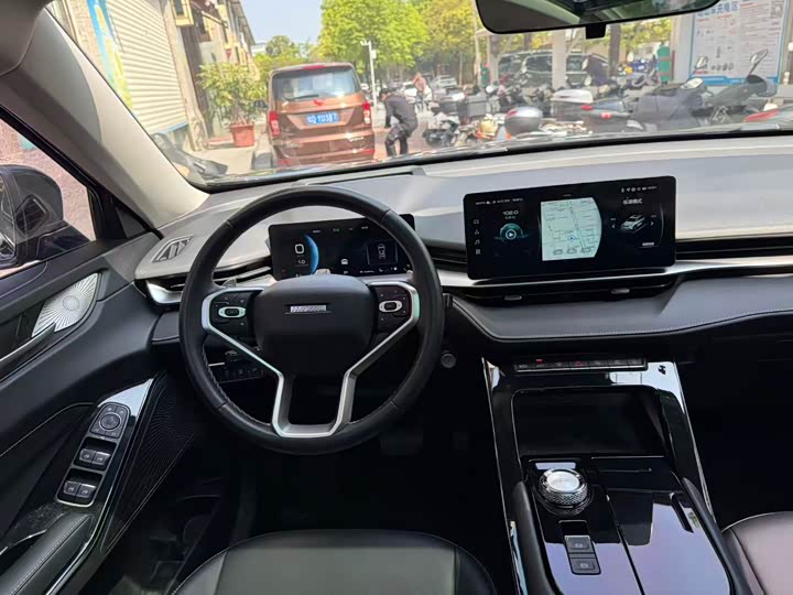 Фото 8 - Haval H6