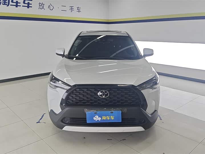 Фото 2 - Toyota Corolla Cross